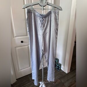 Victoria's Secret Silver Star Print Pajama Pants